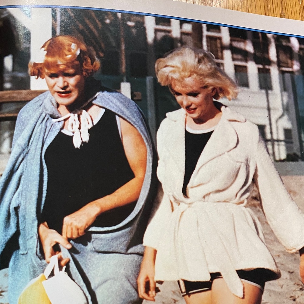 Hotel del Coronado 70 page book - Picture 2 of 2